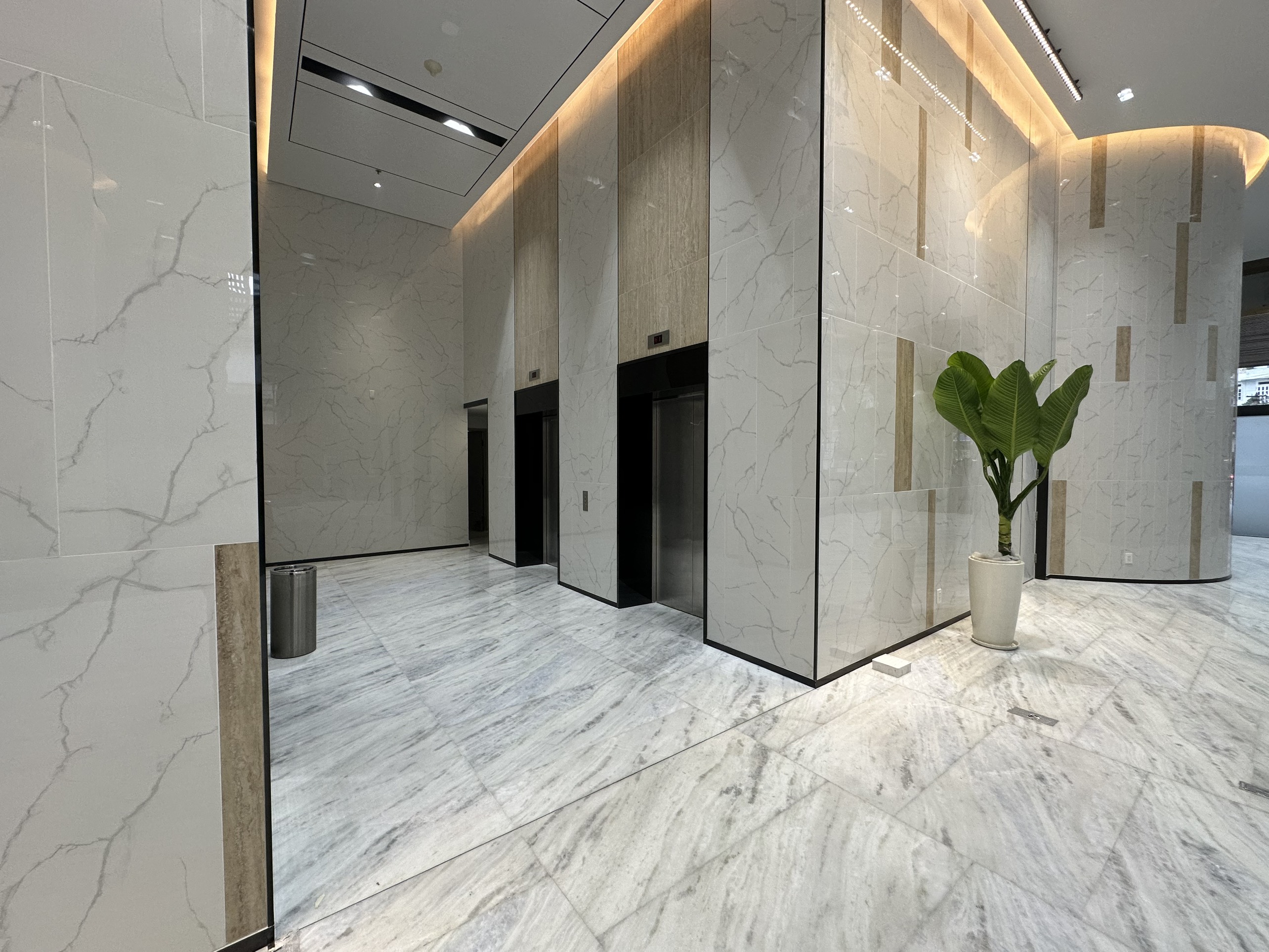 Centre Point Tower - Ảnh 2