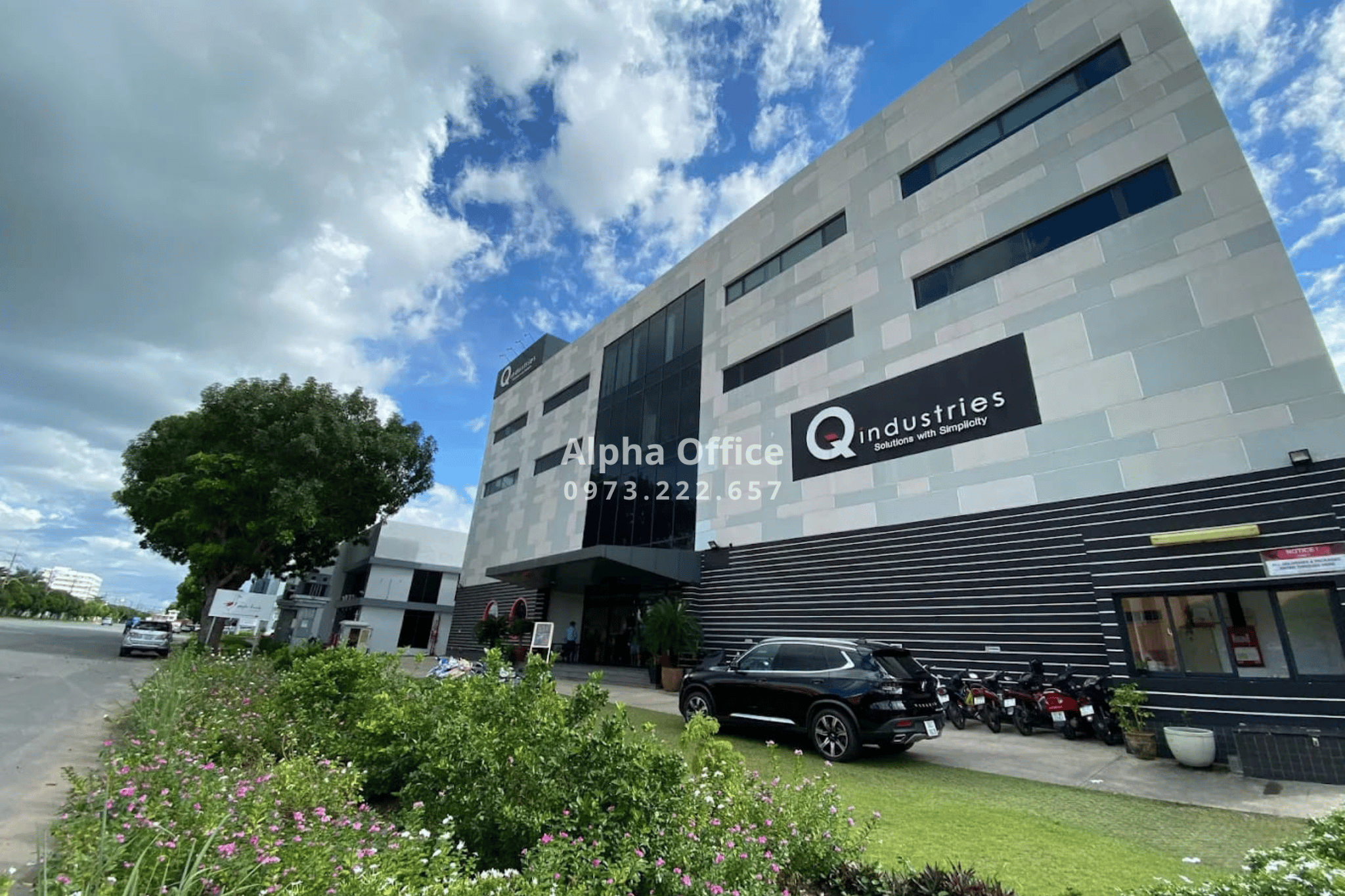 Q Industries Building