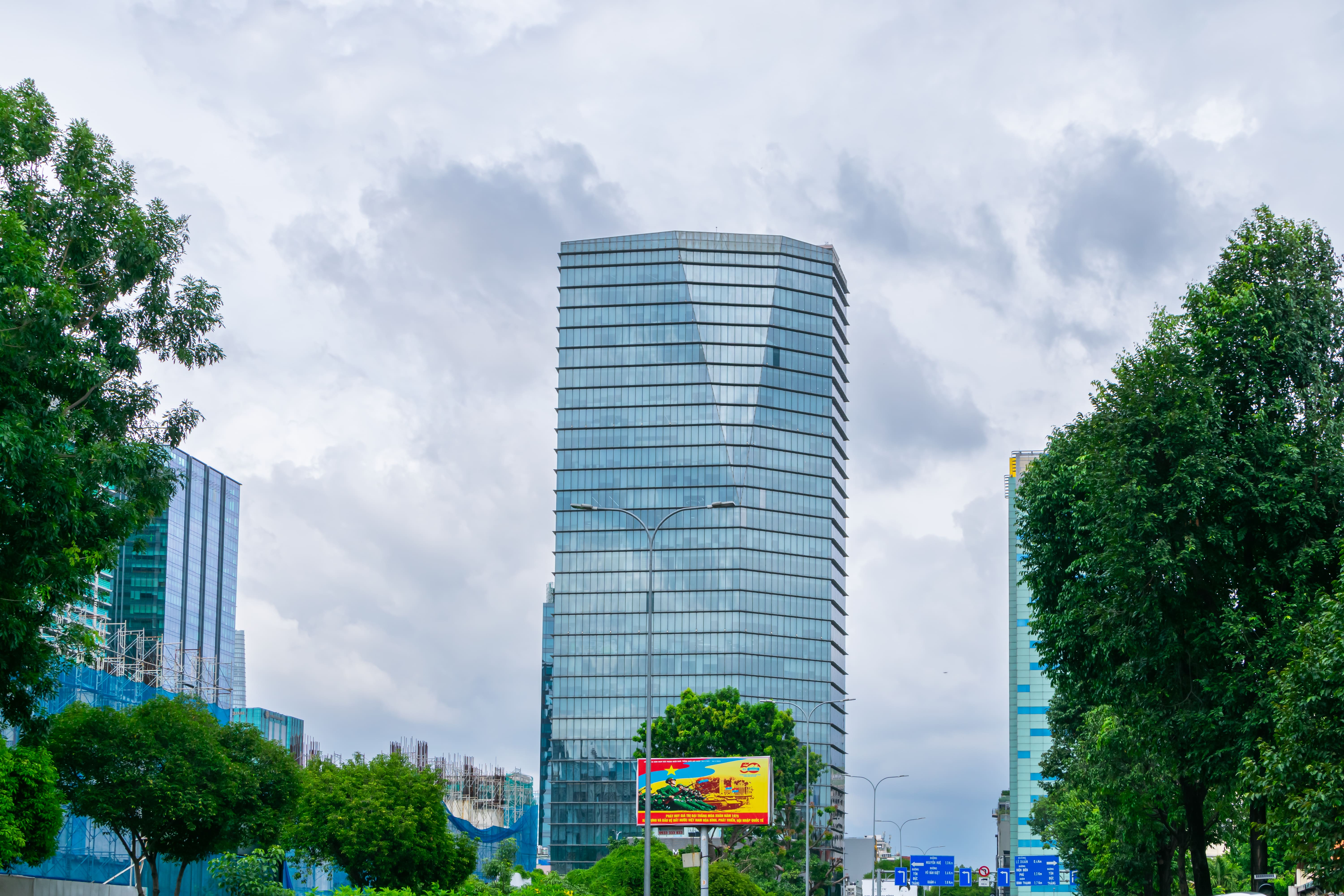 Tòa nhà 9 Tôn Đức Thắng